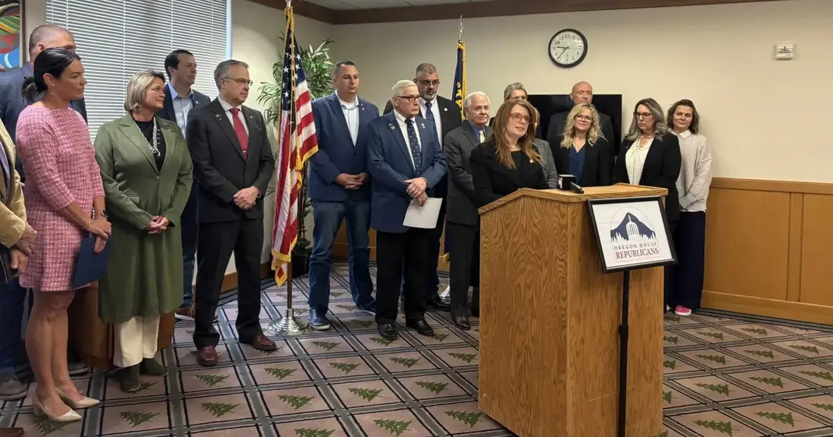 House Republican Leader Christine Drazan, flanked by members of the Republican caucus, laid out their priorities in a press conference on Thursday. (Photo by Julia Shumway/Oregon Capital Chronicle)